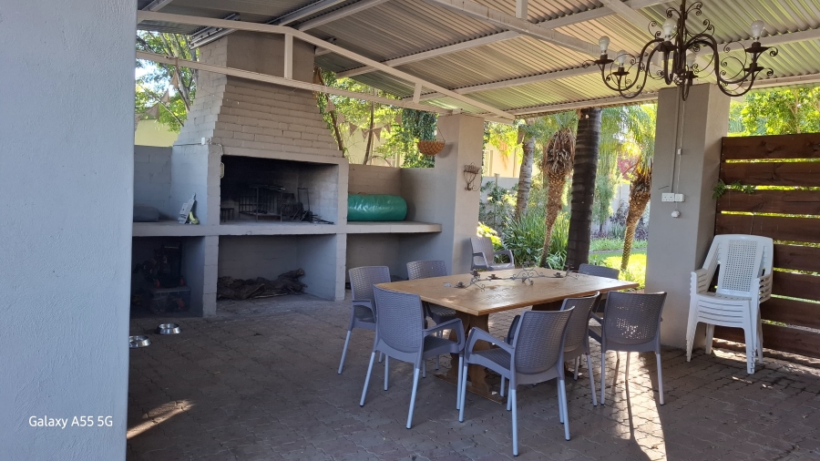 4 Bedroom Property for Sale in Middelpos Northern Cape